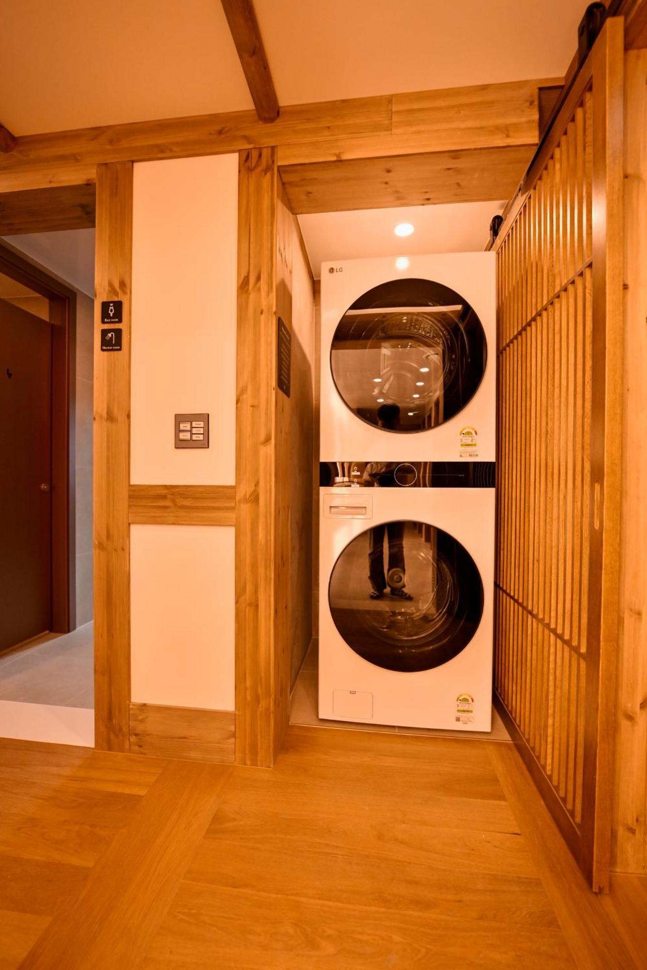 Khách sạn Hanok Daam *